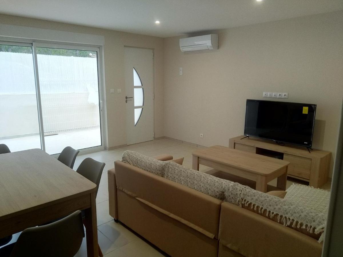 Appartement Meuble Proche De Cassis ロックフォール・ラ・ベドゥール エクステリア 写真